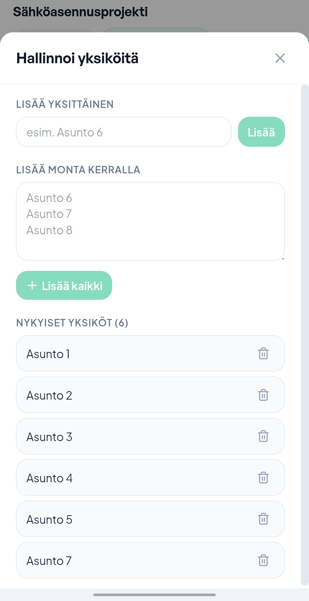 Hallinnoi yksiköitä — lisää, poista tai liitä monta kerralla